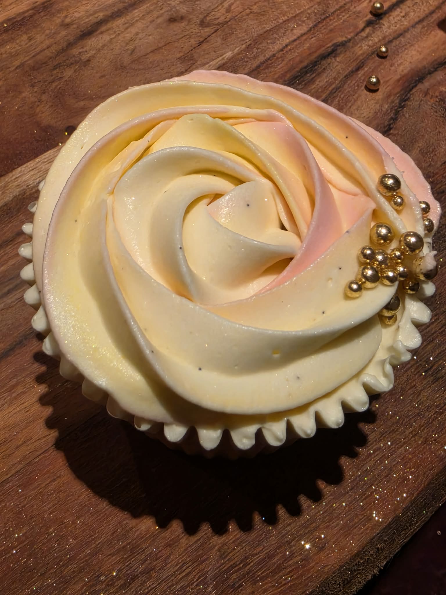 Custom Buttercream Cupcakes